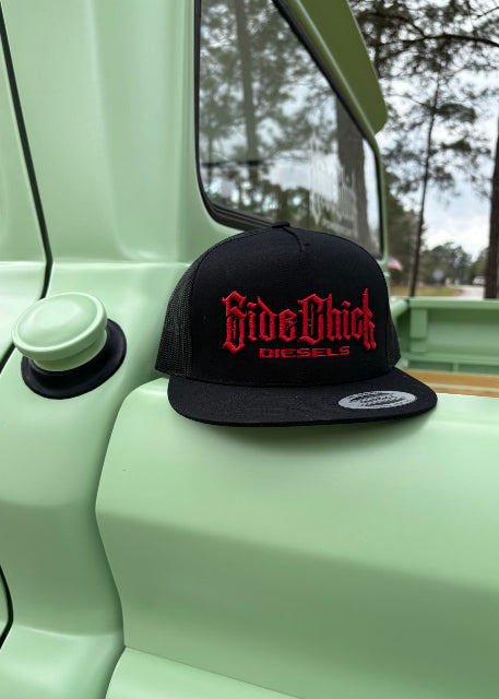 SIDECHICK DIESELS HAT RED/BLACK