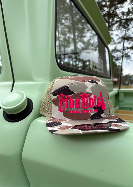 SIDECHICK DIESELS HAT PINK/TAN CAMO