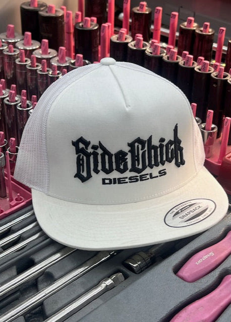 SIDE CHICK DIESELS HAT BLACK/WHITE