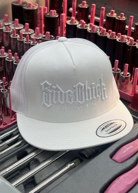 SIDE CHICK DIESELS HAT WHITE/WHITE