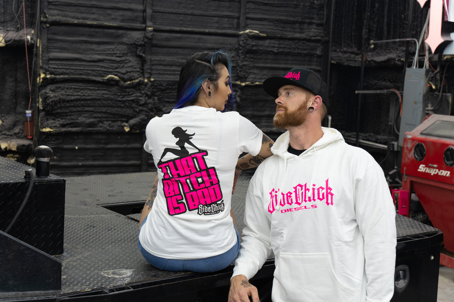 THAT BITCH IS BAD WHITE/PINK